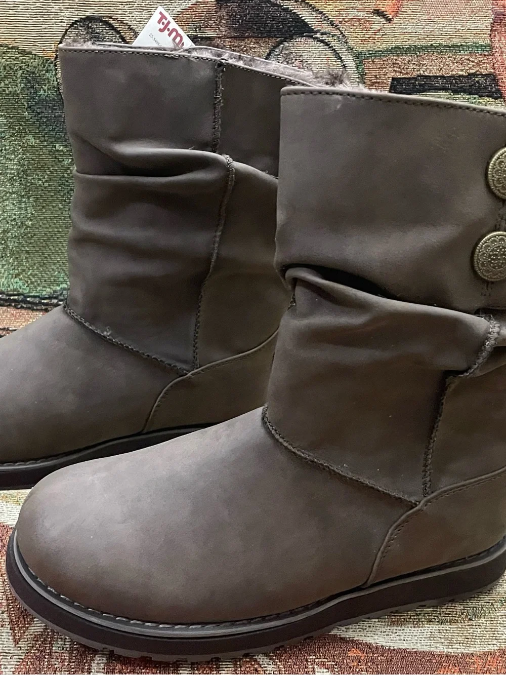 Skechers Women’s Keepsake Boots Faux-fur lined Memory Foam Size 6.5 NEW